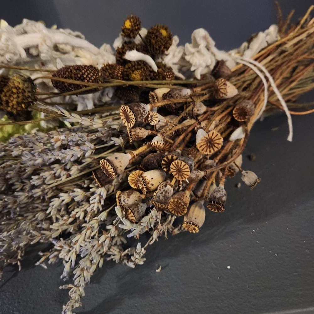 Real Dried Aromatic Flower Bouquet. - Picture 6 of 6